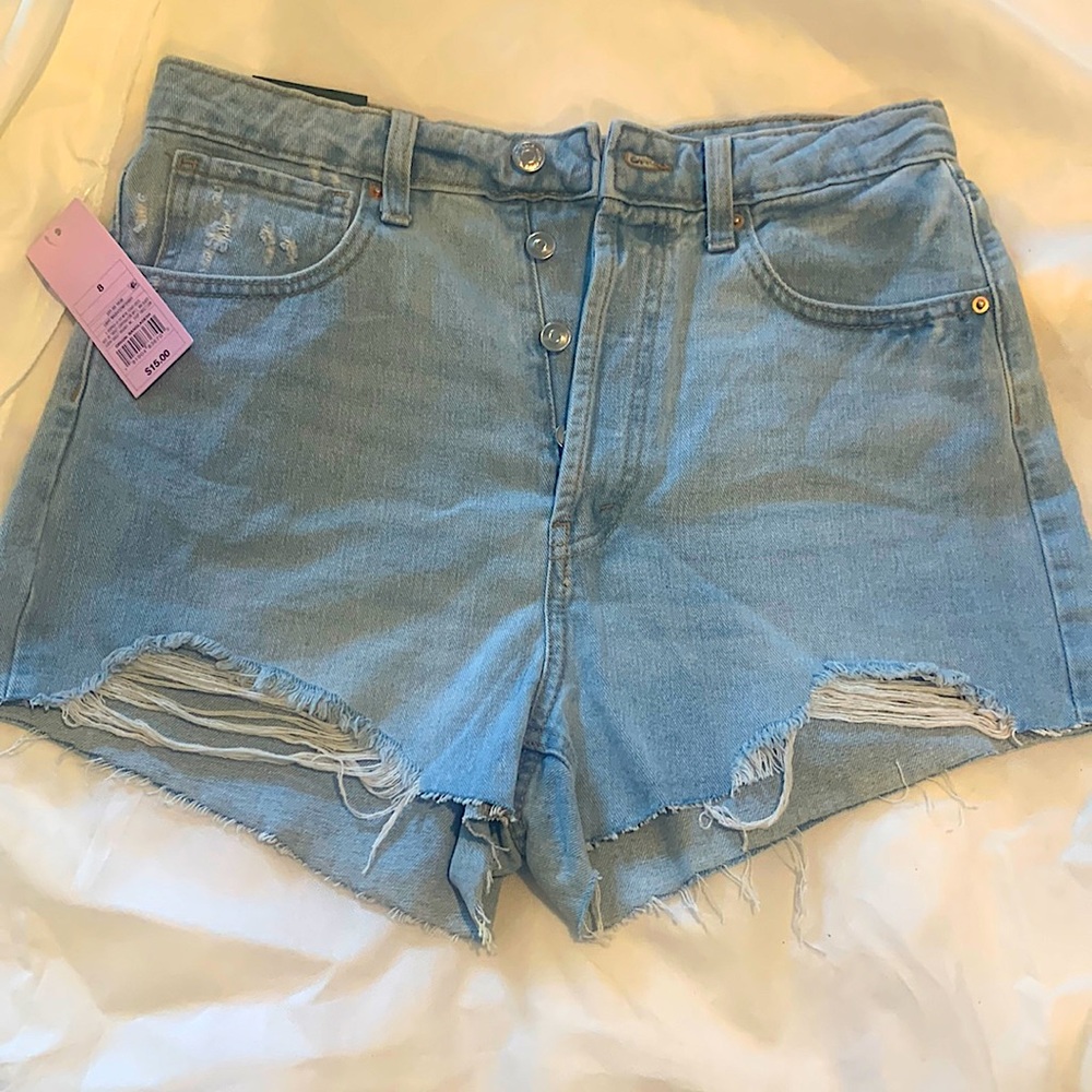 NWT Wild fable Distressed denim jeans, Size 8, Button up closure